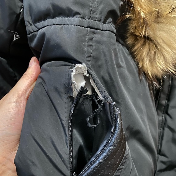 Winter jacket with real fur - Picture 3 of 7